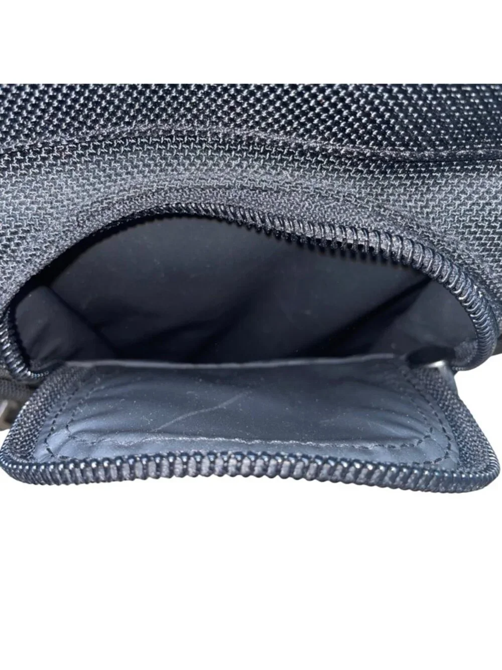Tumi Men’s Black Ballistic Nylon Rolling Expandable Carry-On Travel Luggage